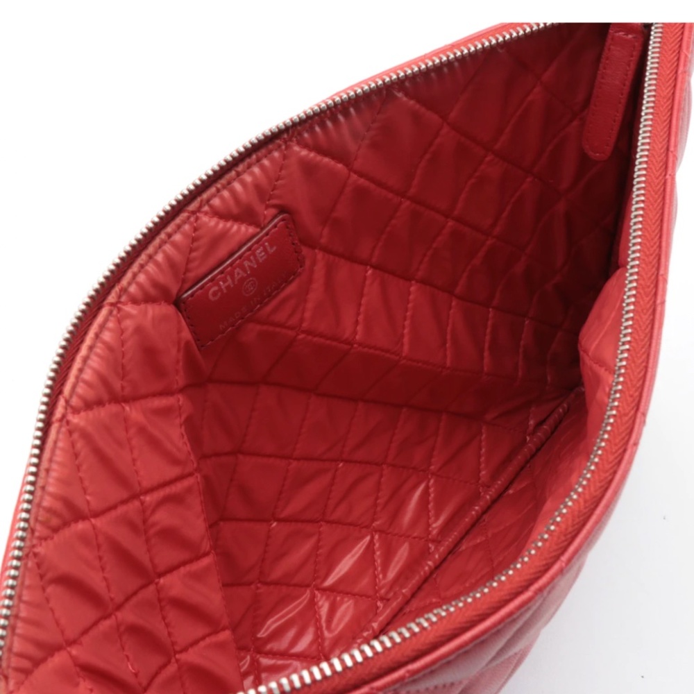 Chanel Medium O Case Clutch - Picture 8 of 13